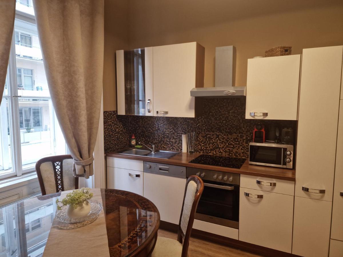Urban Downtown City Center Apartments Viena Exterior foto